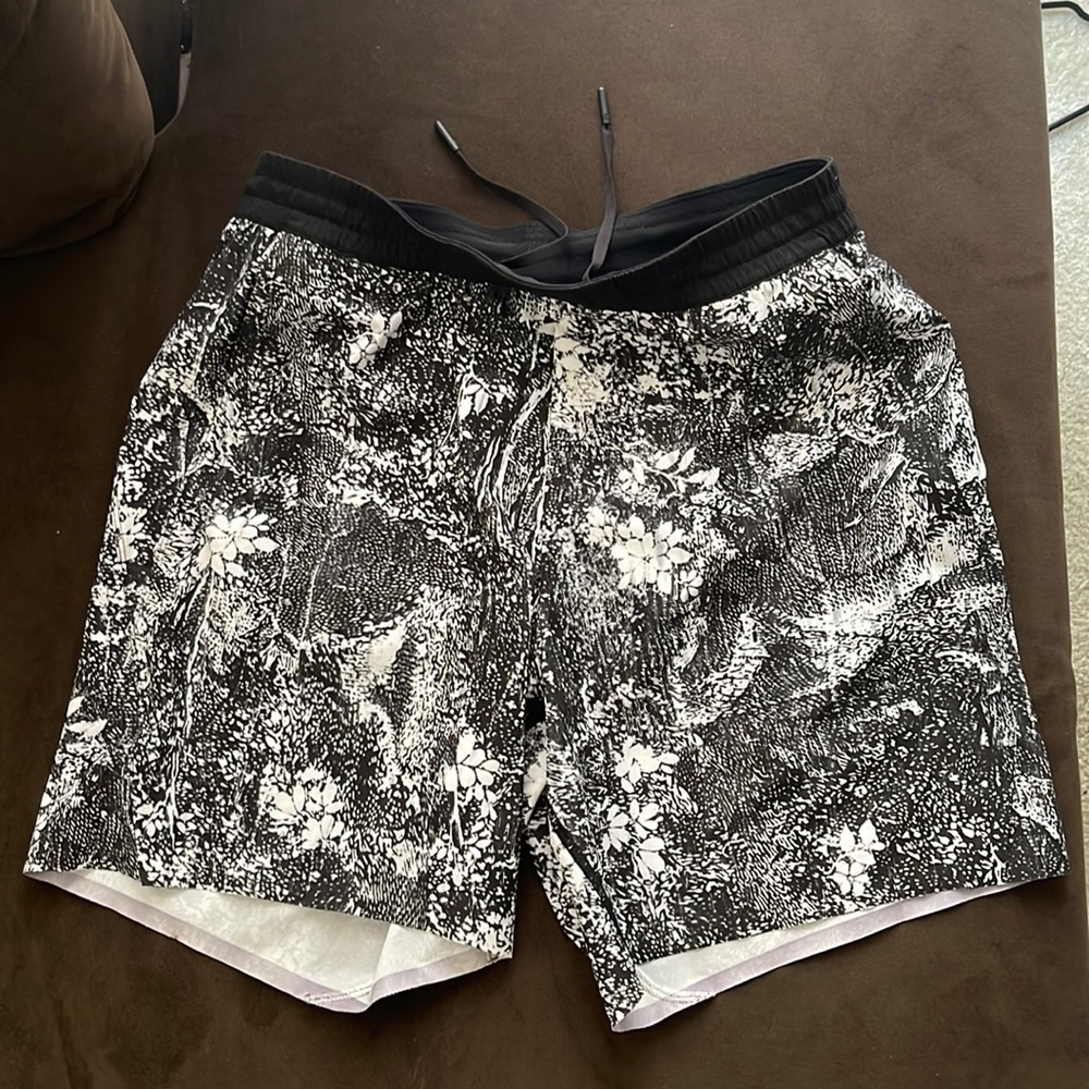 SWIM TRUNKS